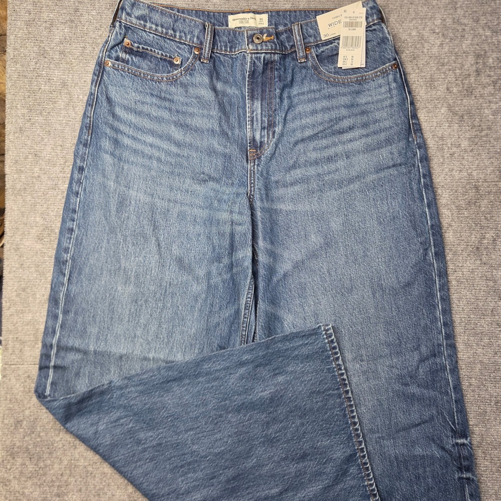 Abercrombie & Fitch High Rise Wide Leg Jeans 30 Long Blue Denim NWT